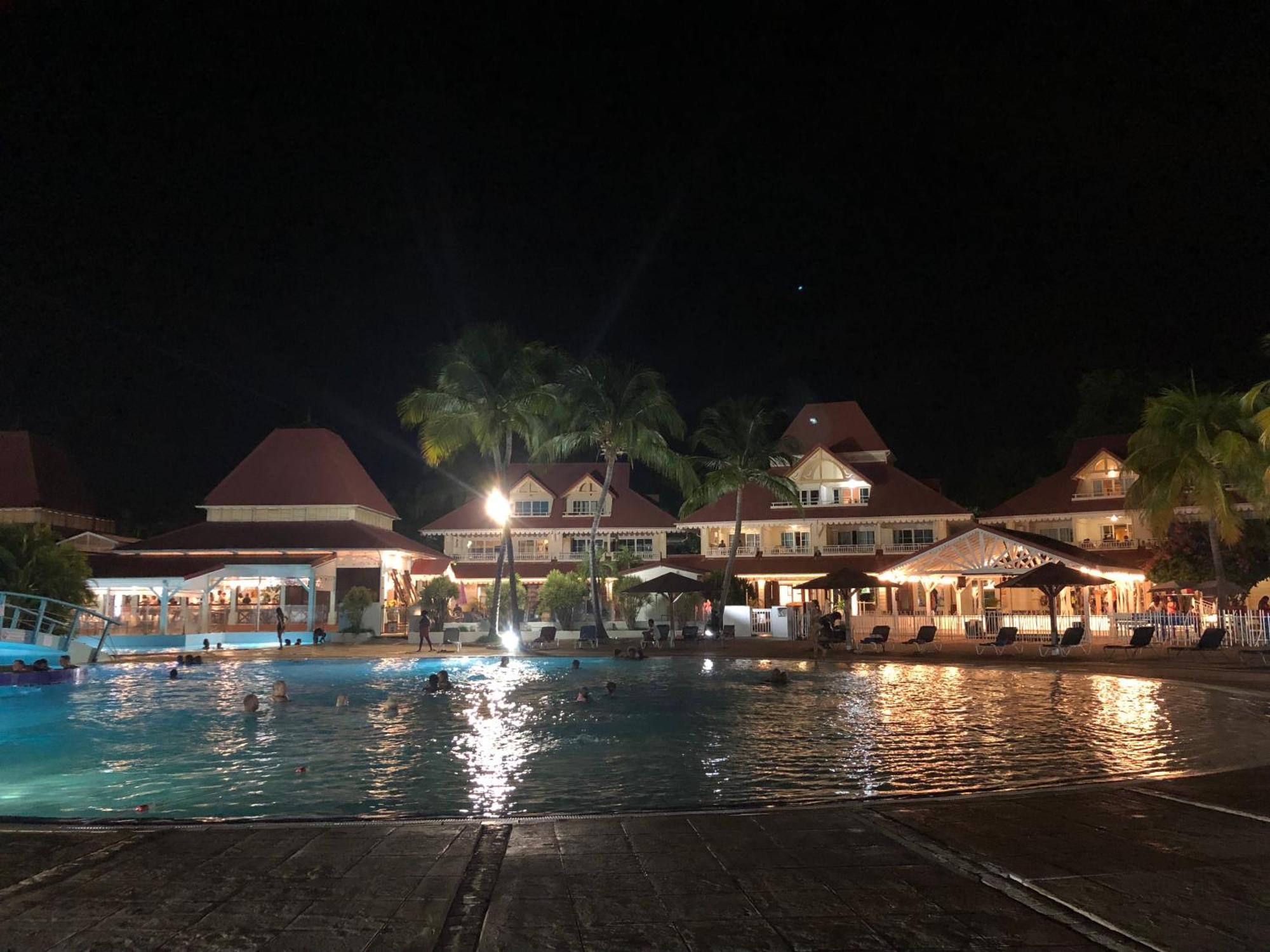 Ti Kaz Funky Host -T3 Vue Mer Premium 3 Etoiles - Village Vacances Sainte Anne Guadeloupe Esterno foto