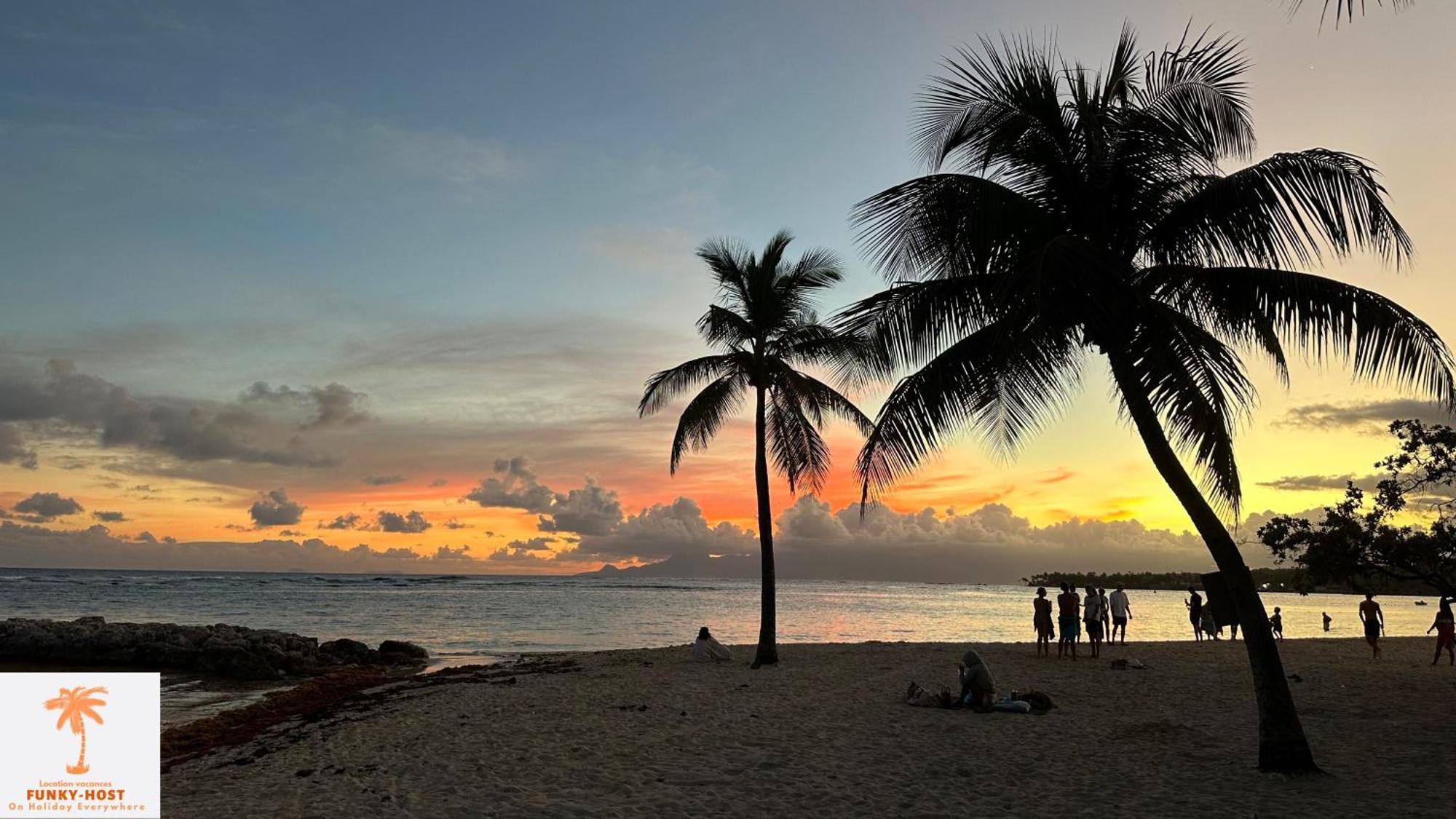 Ti Kaz Funky Host -T3 Vue Mer Premium 3 Etoiles - Village Vacances Sainte Anne Guadeloupe Esterno foto
