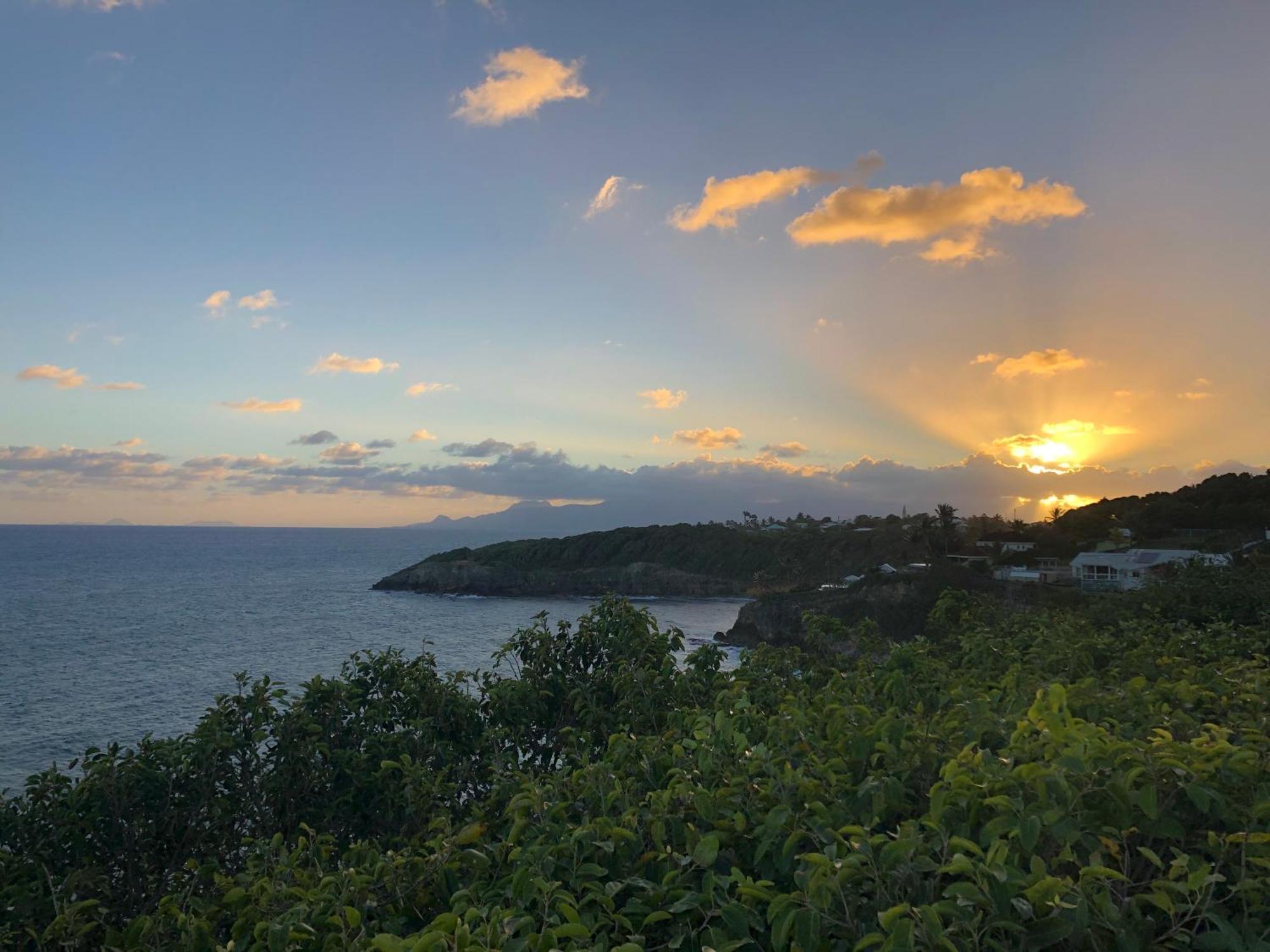 Ti Kaz Funky Host -T3 Vue Mer Premium 3 Etoiles - Village Vacances Sainte Anne Guadeloupe Esterno foto